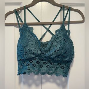 Cute bralette Never worn W/O tags